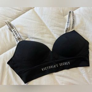 VS bra. Size S.